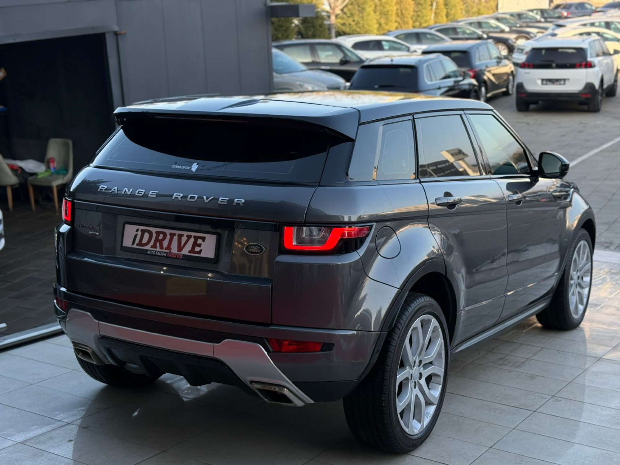 LAND ROVER RANGE ROVER EVOQUE