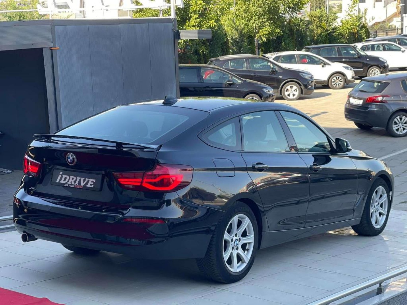 BMW 318d GT