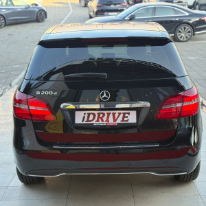MERCEDES-BENZ B 200d
