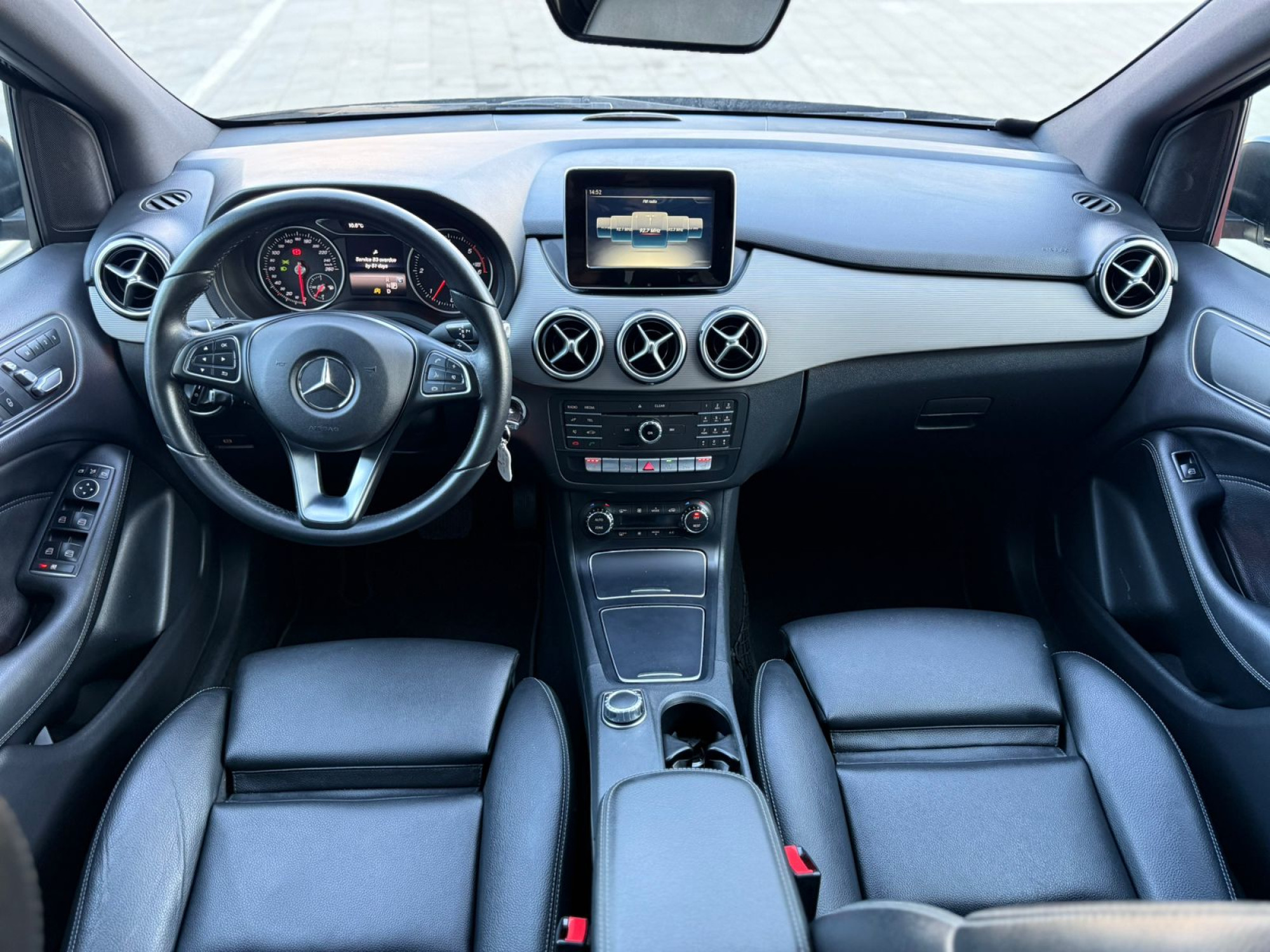 MERCEDES-BENZ B 200d