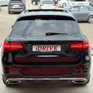 MERCEDES-BENZ GLC 220D