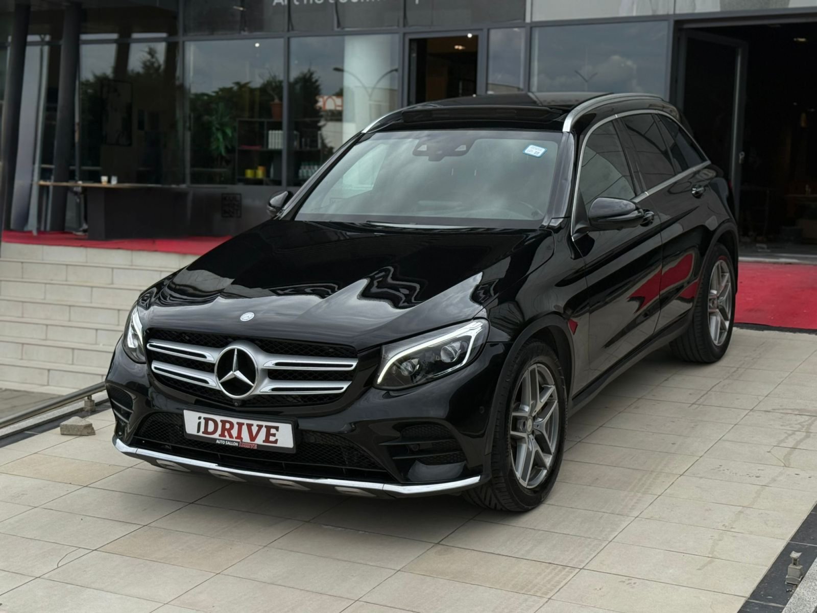 MERCEDES-BENZ GLC 220D