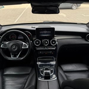 MERCEDES-BENZ GLC 220D