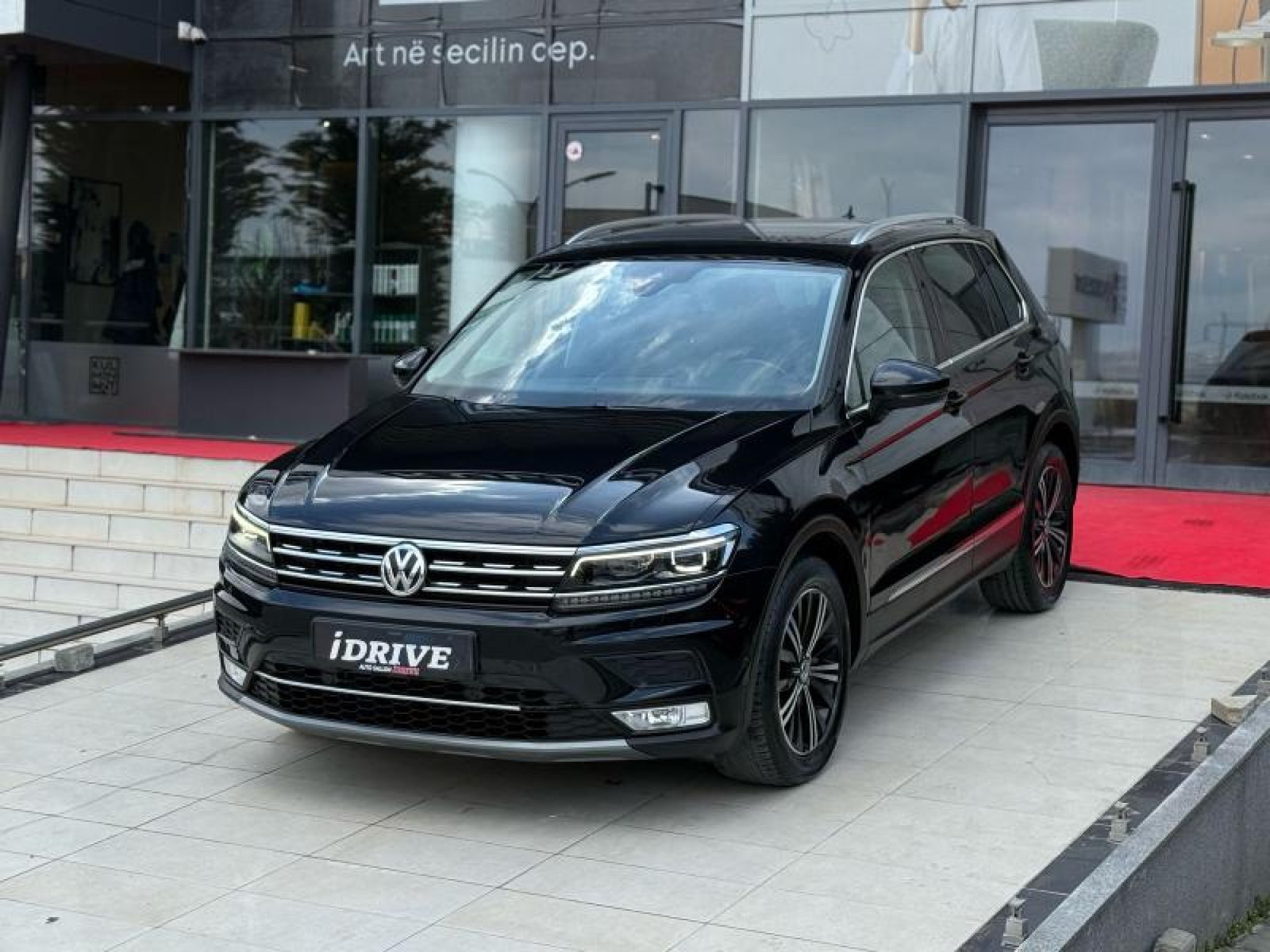 VW TIGUAN