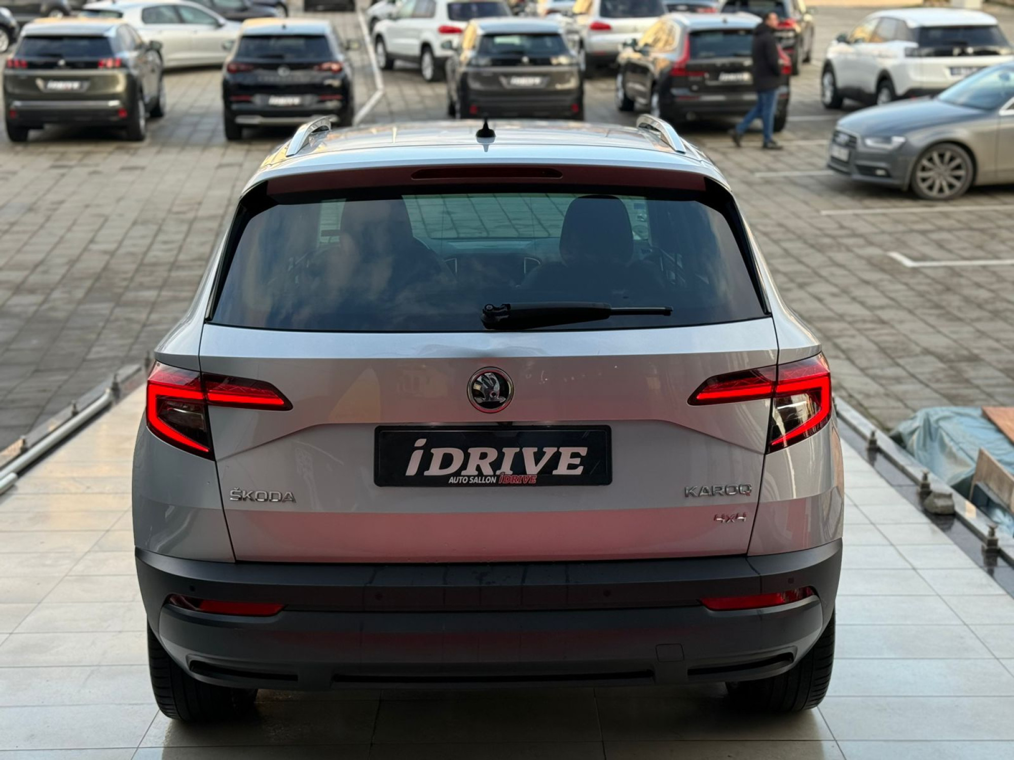 SKODA KAROQ