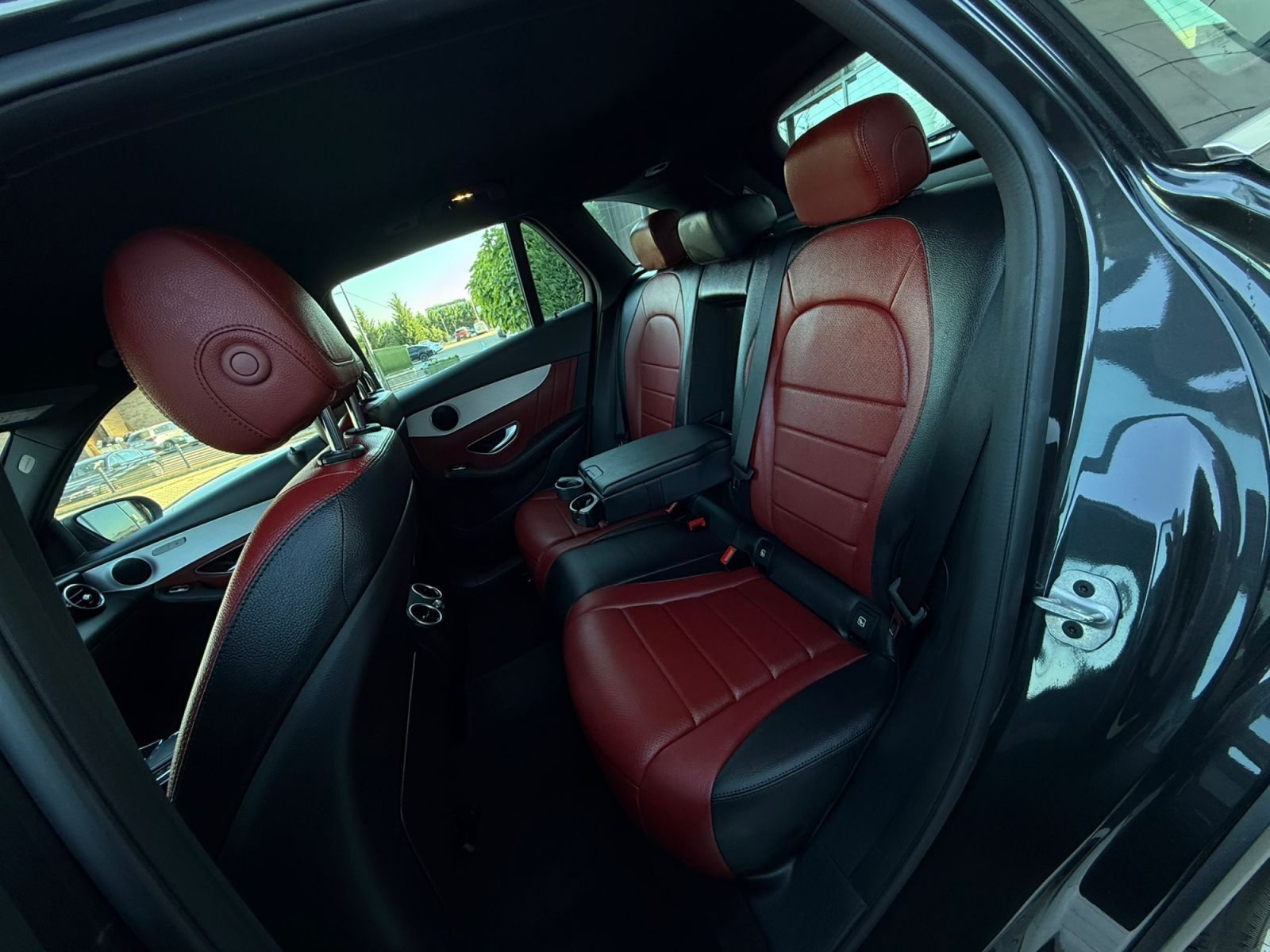 MERCEDES-BENZ GLC 220d 