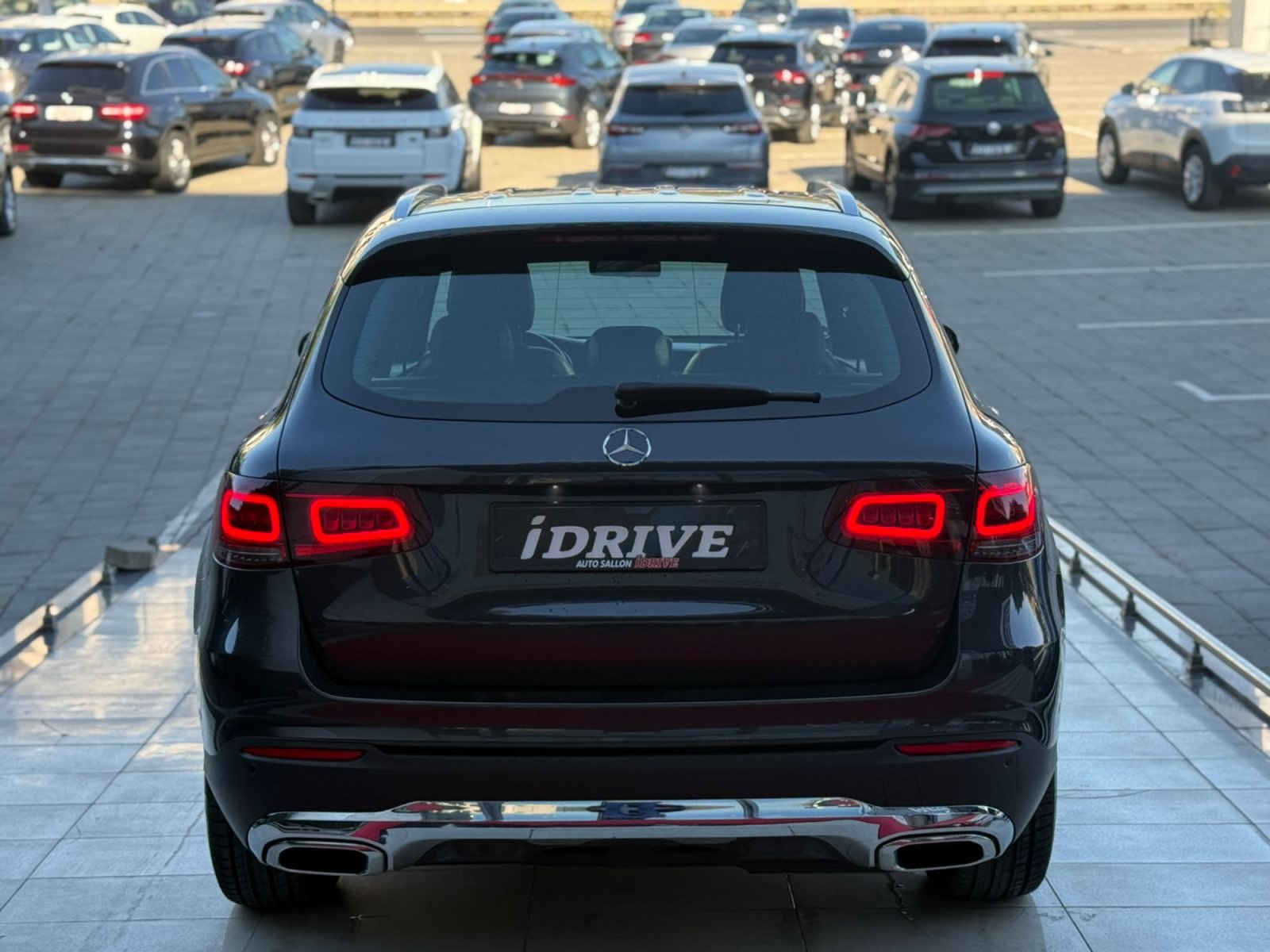 MERCEDES-BENZ GLC 220d 