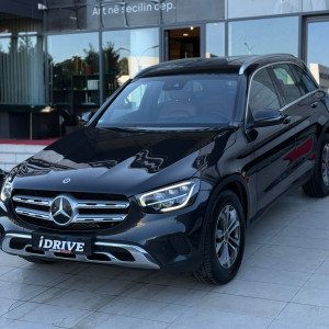 MERCEDES-BENZ GLC 220d 