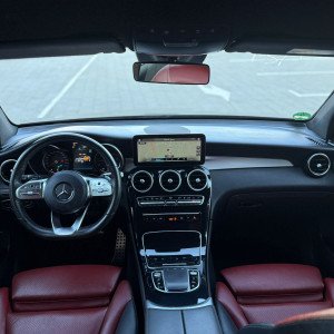 MERCEDES-BENZ GLC 220d 