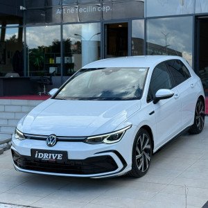 VW GOLF VIII R-LINE