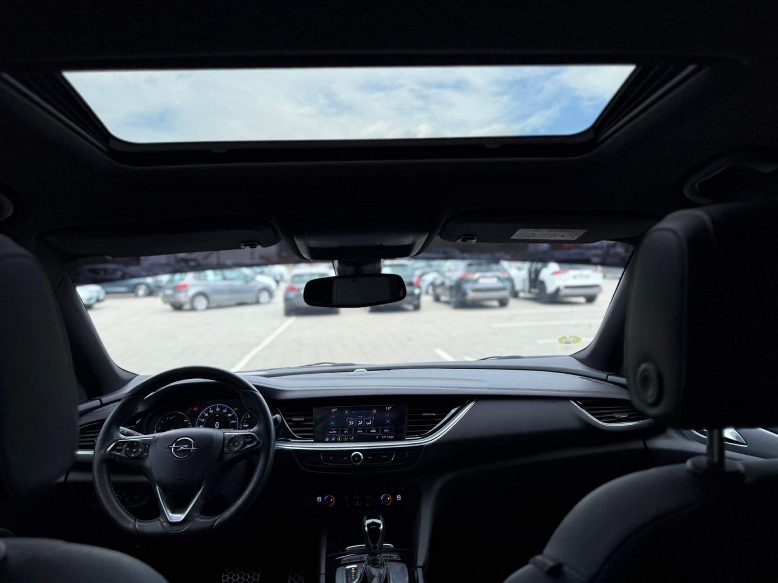OPEL INSIGNIA