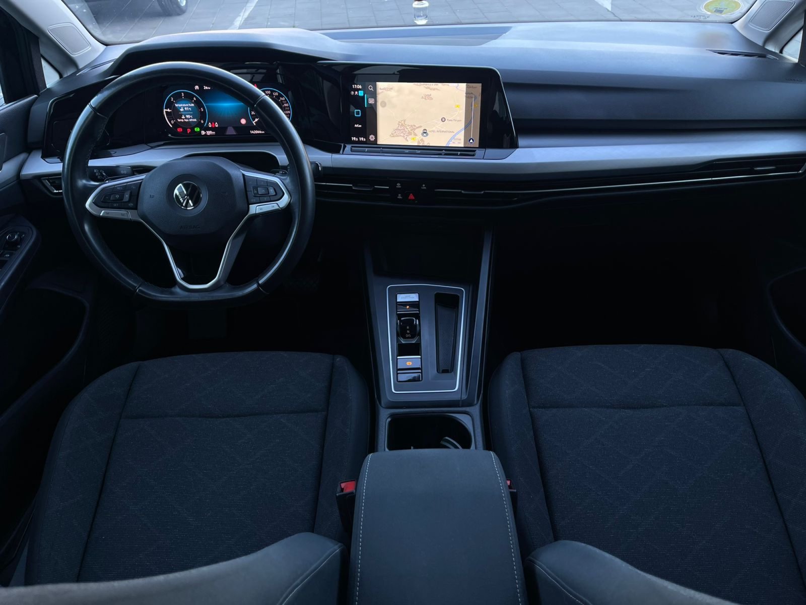 VW GOLF VIII 