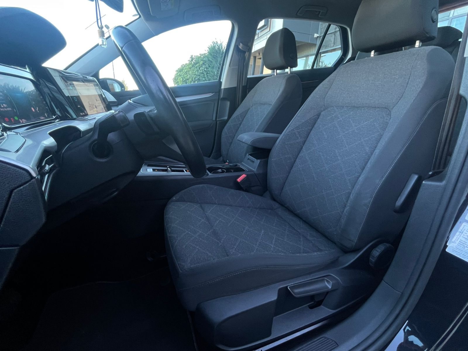 VW GOLF VIII 
