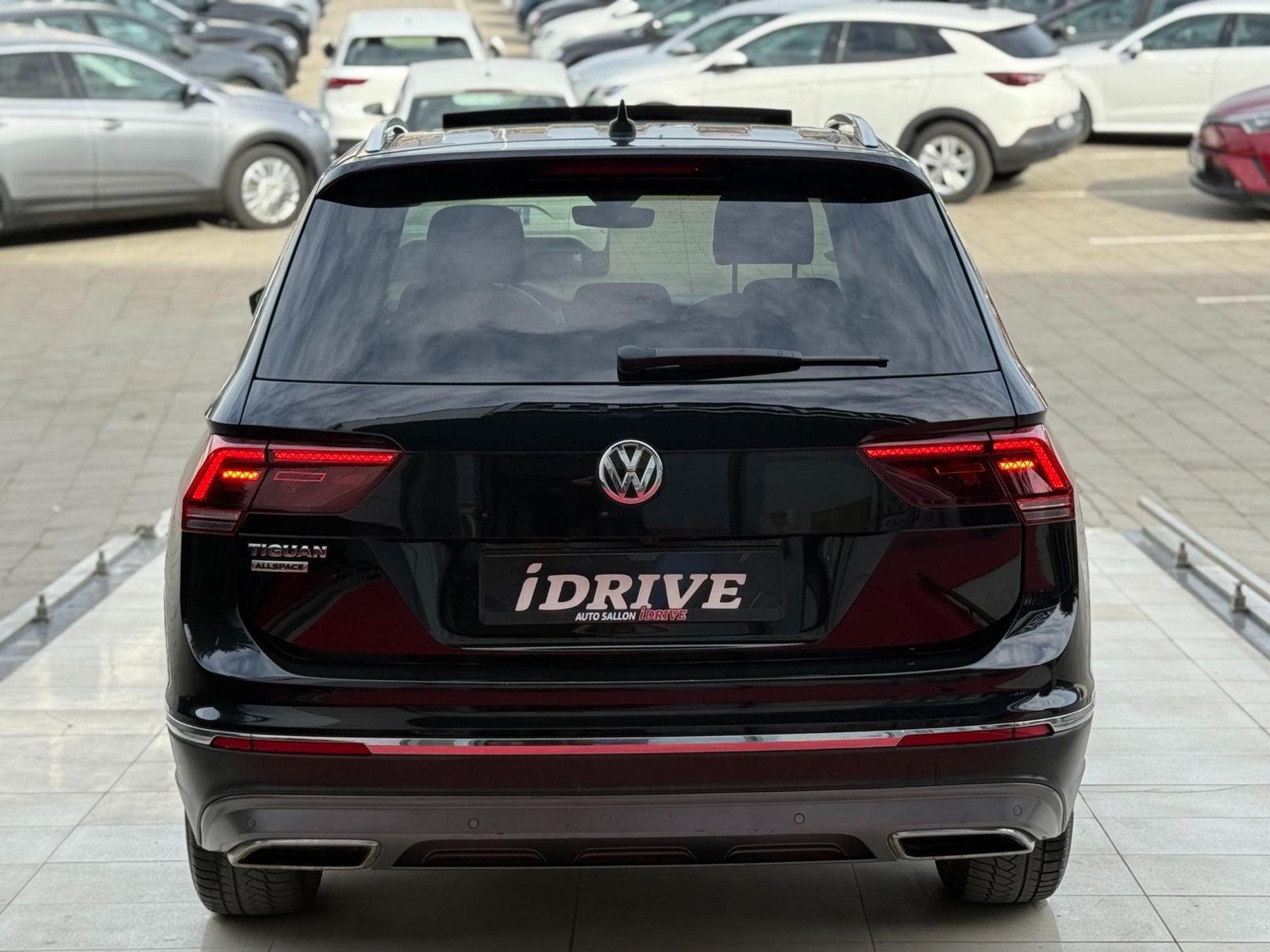 VW TIGUAN