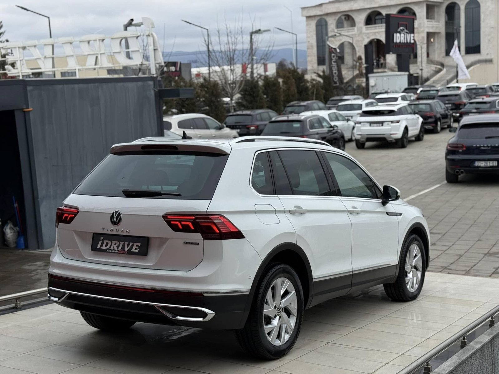 VW TIGUAN